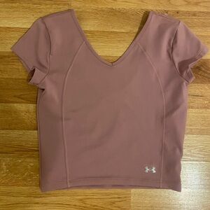 NWOT Under Armour pink workout short sleeve top